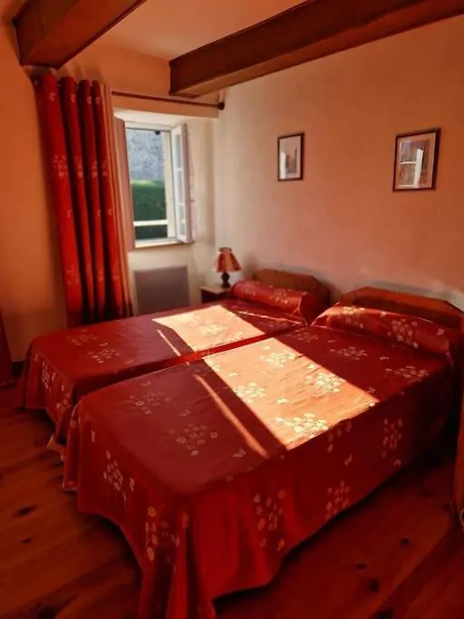 Tatil Evi Maison Paysanne, Proche Aubrac Huparlac Fransa