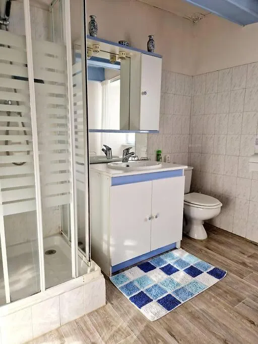 Tatil Evi Maison Paysanne, Proche Aubrac Huparlac