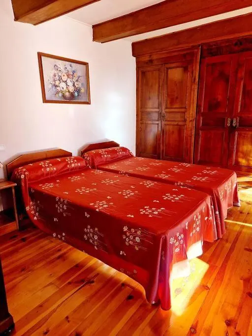 Maison Paysanne, Proche Aubrac Huparlac Tatil Evi