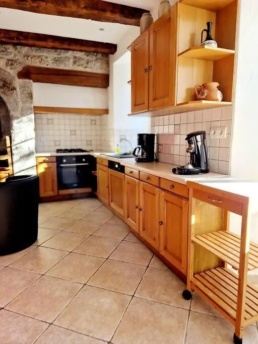 Maison Paysanne, Proche Aubrac Huparlac